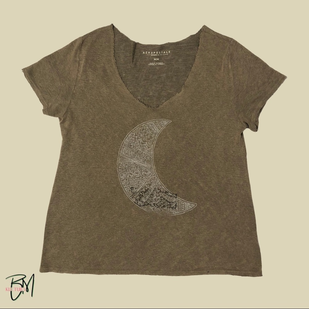 Aeropostale’s Moon-Print Shirt